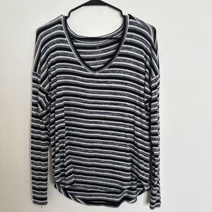 American Eagle Outfitters Black and White Striped Long Sleeve Tee